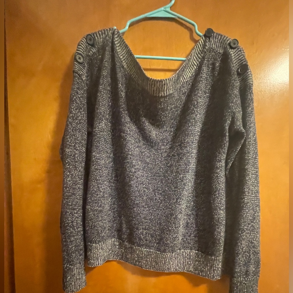 Joie sweat her with buttons on the top